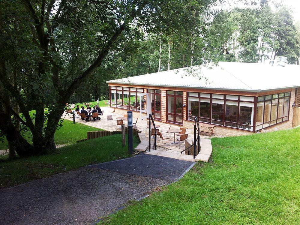 The Fish Hotel Broadway  Exterior photo